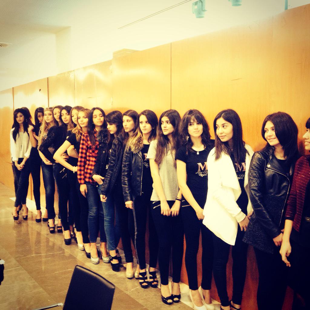 RayeneRaya tweet picture