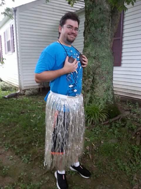 The_GamingDead_'s tweet photo. When I was promised strippers at a birthday party but it was a lie, I stepped up to the plate. I made no money. http://t.co/kVWw829bBe