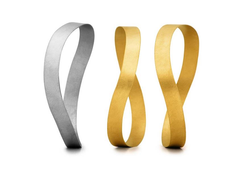 Niessing Wave Bracelet-Gold or platinum. One single form creates innumerable impressions.niessing.co.kr/m/sub2-6-010.h…