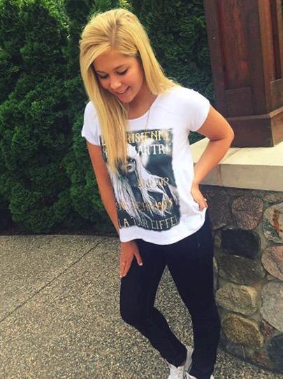 MainstreamMG's tweet image. This new graphic tee is super fun and chic! #mainstreammg #boutique #fashion #classics #style #trends #ootn #style