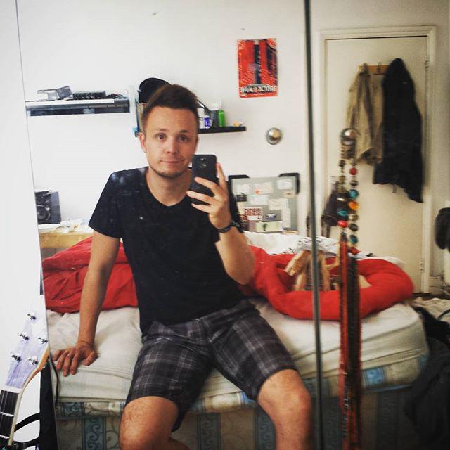 Vuko's tweet photo. Time to explore #Camden once more 😀 Zeit erneut Camden zu erkunden 🙌 #UK #Europe #dailydeutsch #learngerman #getger… http://t.co/chz6QlmnsG