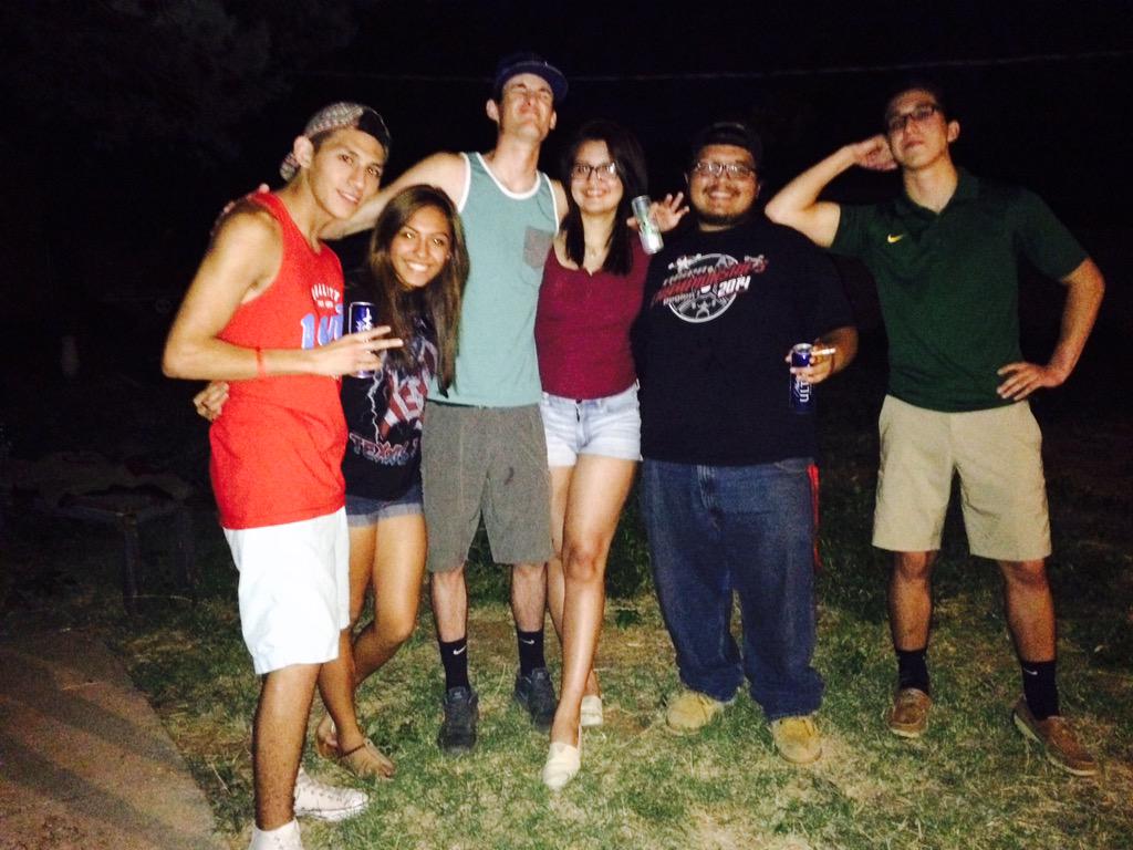marissa_2014's tweet photo. Good night!👌 Good people!😏 #squad #plusafew http://t.co/YLaP58JHkC