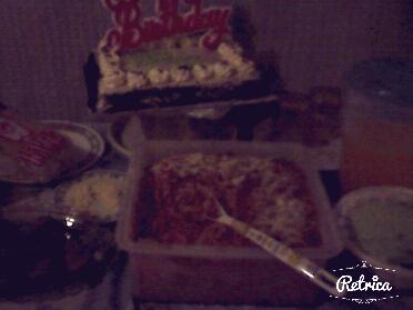 alanissalomon's tweet image. Food is &amp;lt;3.... weeeew. 
#NoCurrent