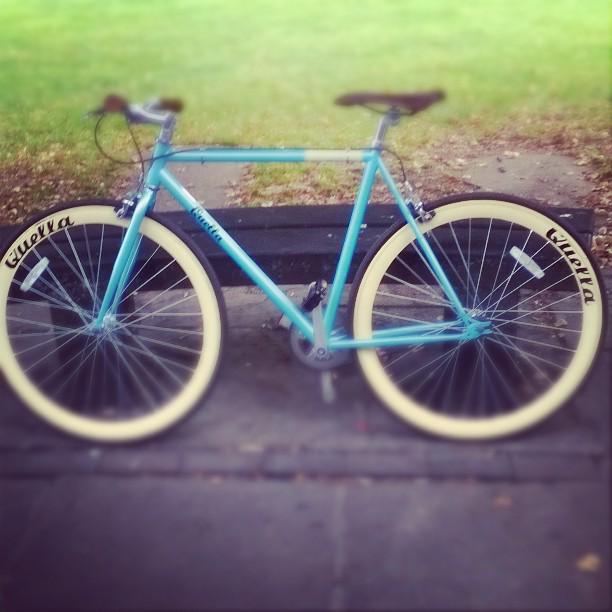 QuellaBicycle's tweet photo. #Ely riding on the Cambridge edition of our #VarsityCollection. #outsideisfree #lifebehindbars http://t.co/kB9f31pR1Z http://t.co/eAsW4LRX6r