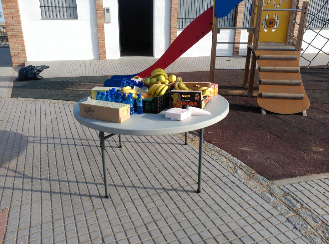 Vidal_mo's tweet photo. #OlimpiadasRurales2015  vamosss a reponer fuerzas antes de los Mizos http://t.co/X5o1jmAHZF