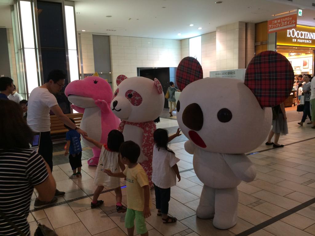 0411cherry's tweet photo. なんでこんな写真とったんや http://t.co/VB3SsLCjkM