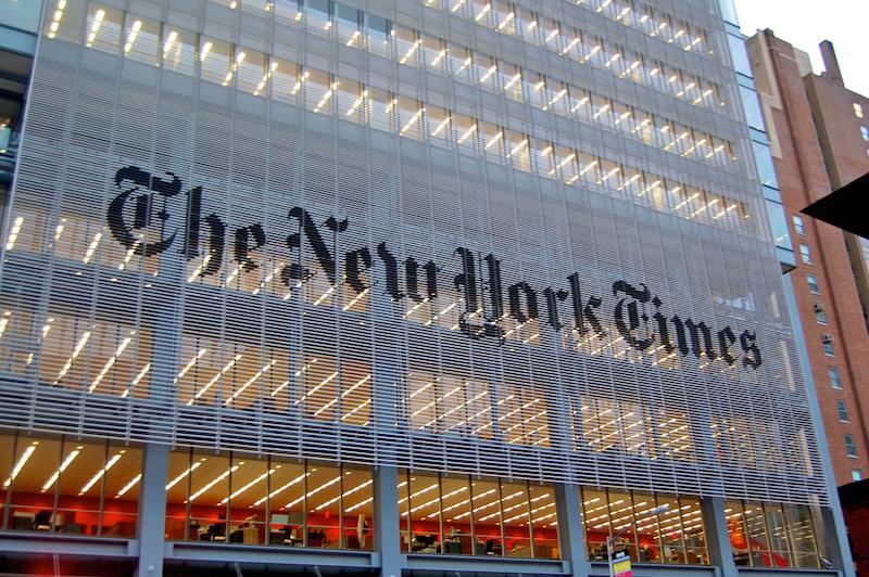 contently's tweet photo. How the @nytimes' sponsored #content is going toe-to-toe with normal editorial: http://t.co/YGhEfTmJsu @TBrandStudio http://t.co/uf7sfgslWv