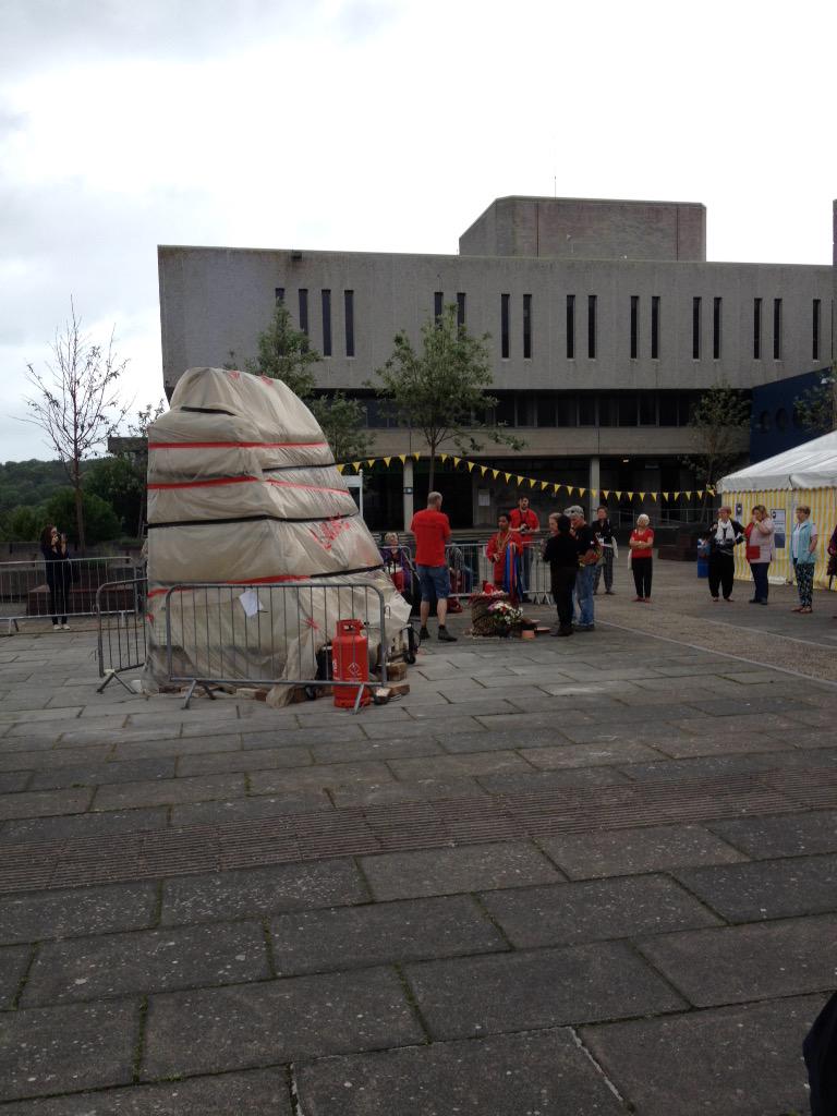 Up and ready for the morning ritual of the Lual birthing kiln at <a href="/ICFAberystwyth/">International Ceramics Festival Aberystwyth</a>