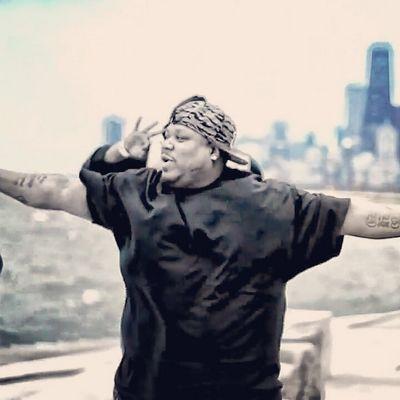 Quantoch's tweet photo. RT @LORDREIGN @SusieSmalls @Geo_Vee Thanks for following! Here's a preview of #DoItRight… http://t.co/8ssHYJvwGb http://t.co/GXeTKUsFjl