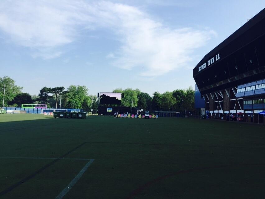 StageEventSec's tweet photo. Another hot event day. Come and join us #stageevents #openaircinema #itfc #ipart http://t.co/NgC3sHdfDR