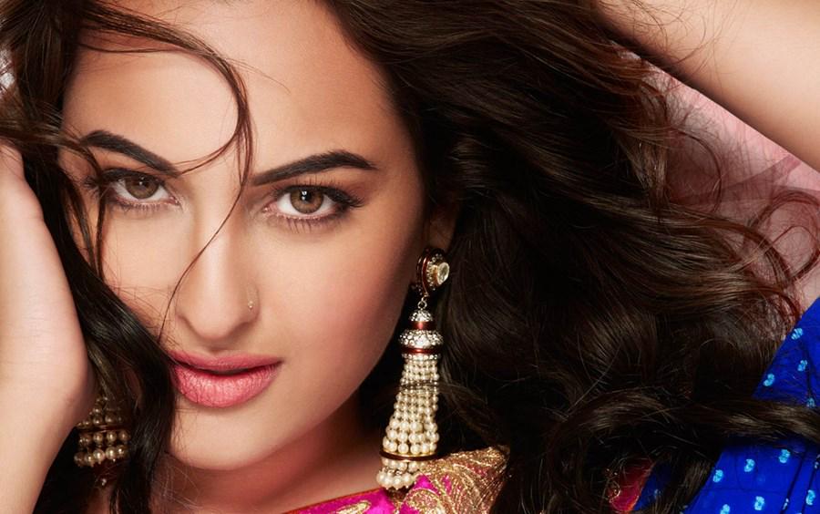 We â™¥ Sonakshi Sinha (@welovesonakshii) / Twitter