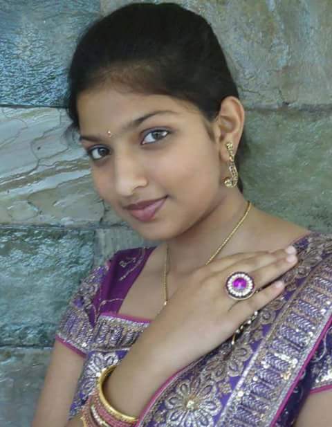 peperonity-young-indian-girl