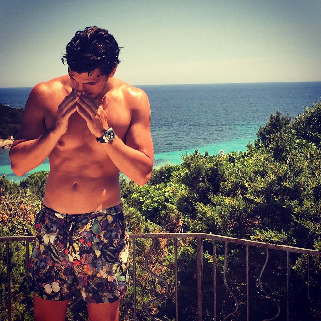 andreapreti88's tweet photo. RT I LOVE YOU ALL TWEEPS #andreapreti  #tb  #tbt http://t.co/yQPGHKSsRk