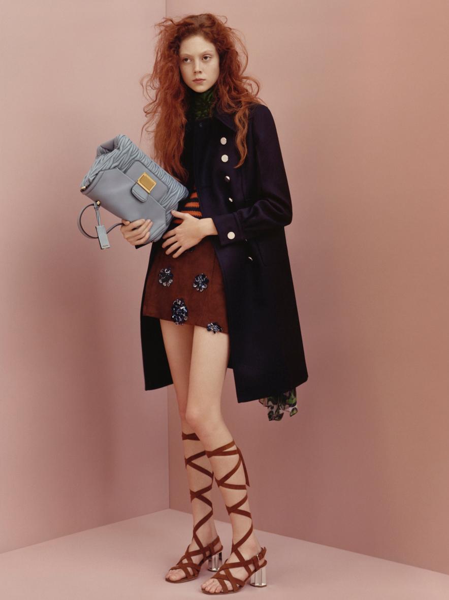vogueturkiye's tweet photo. Miu Miu'dan Sophia Webster'a sezonun en iddialı gladyatör sandaletleri bir arada. >> http://t.co/PeHch4e9vq http://t.co/qIiKeNi0Xl
