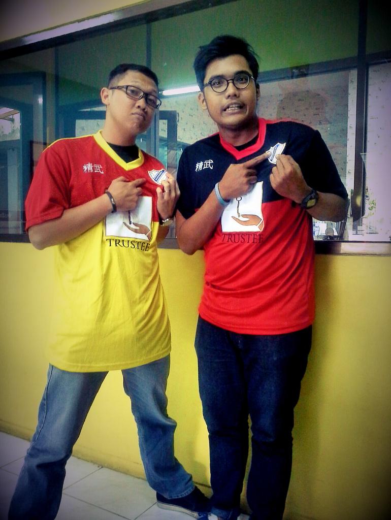 <a href="/addictivedmc/">Addictive d'MC</a> ngawerriii !! <a href="/arief_boo/">arief fadillah</a> <a href="/ianrubby/">Ian K.Y.Y</a>