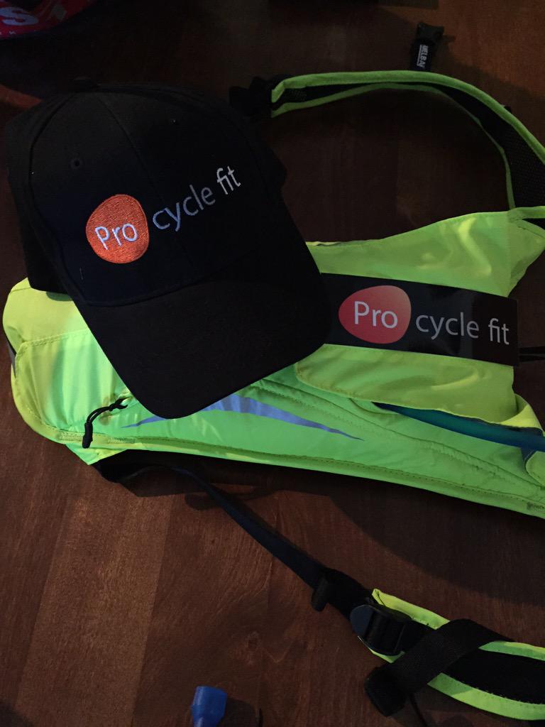 Stan_Loo's tweet photo. Op naar het #GrandDepart in #Utrecht @ProCycleFit gaat @tom_dumoulin aanmoedigen! Go Tom Go!! #TDF2015 http://t.co/A3QjeqTfPg