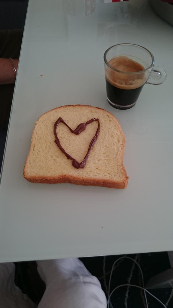 abellevampire's tweet image. #momentnutella