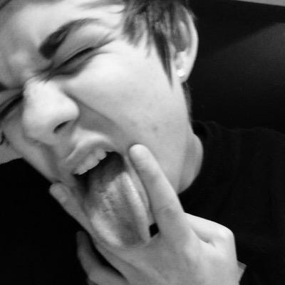 happy 4th fuckers 😼😎