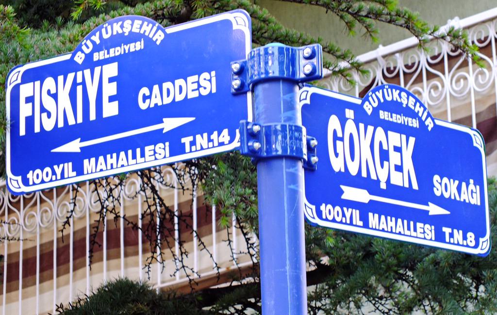 bunu da mi yaptın la angara bebesi? <a href="/06imelihhgokcek/">İbrahim Melih Gökçek</a>