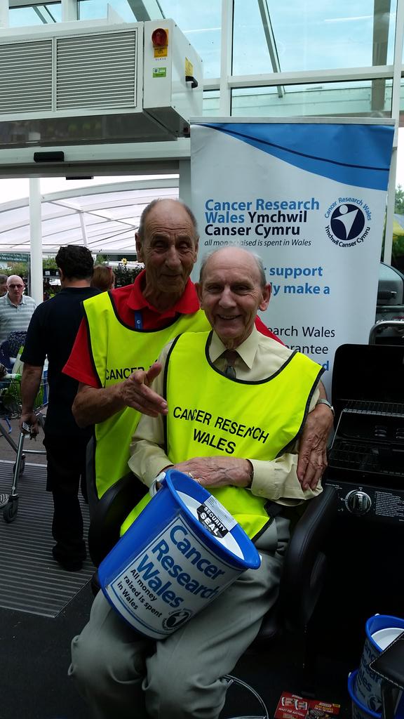 We had Ken from Cancer Research Wales in store yesterday, since he started fundraising he's raised almost £250,000!