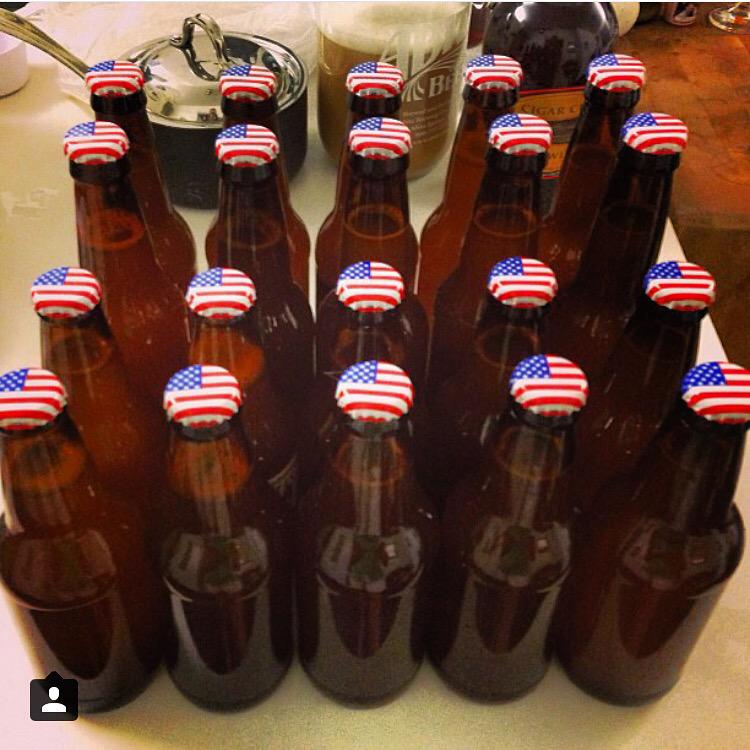 Basic_Beer's tweet photo. Happy #4thOfJuly! #craftbeer #Homebrew http://t.co/k5BGVgItXl