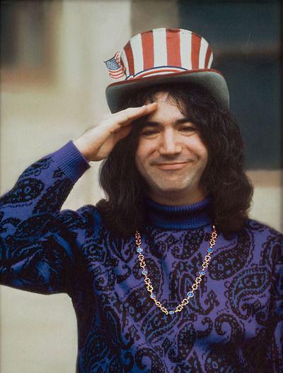 Happy 4th of July! Be safe out there and look out for each other.

Shine your shoes, light your fuse!