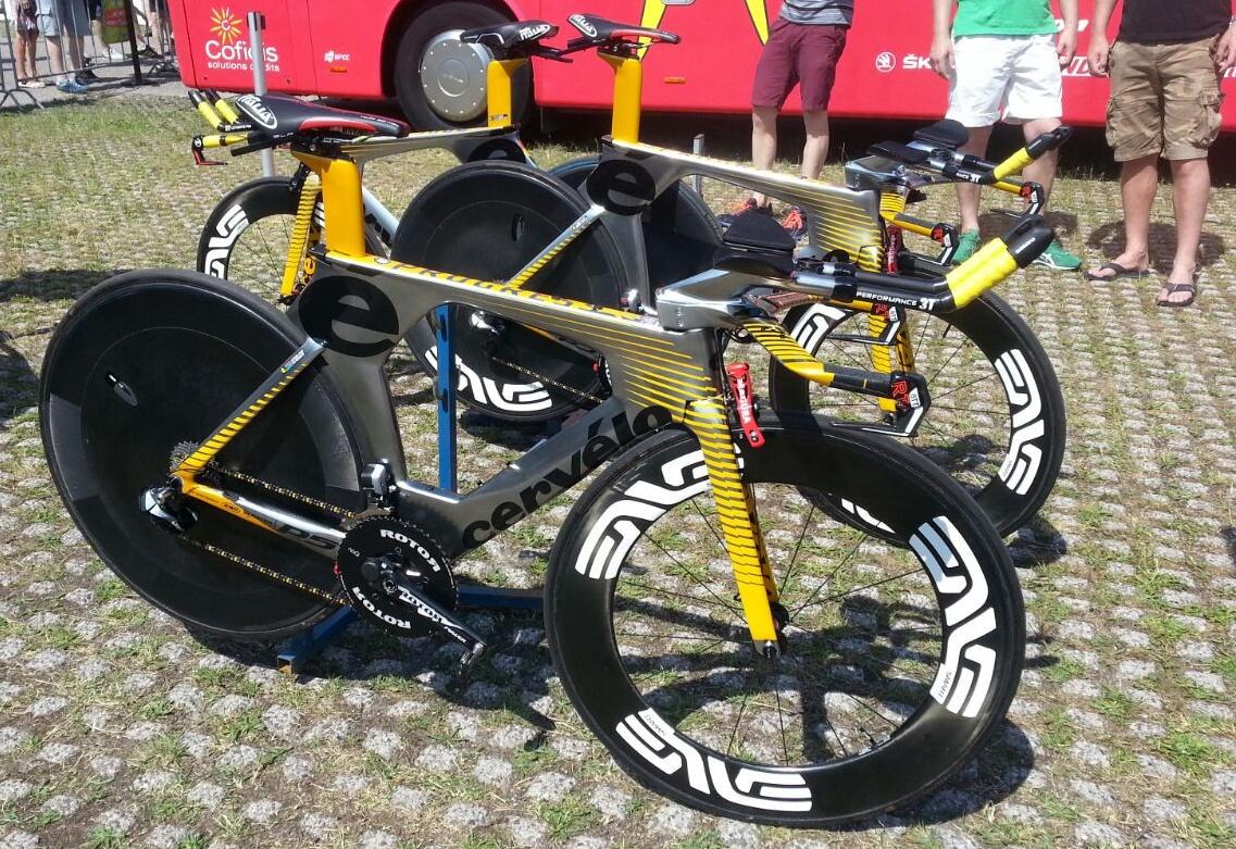 Q36_5ProCycling's tweet image. Who likes the @cervelo P5&apos;s we&apos;ll be using for the TT today?

#BicyclesChangeLives