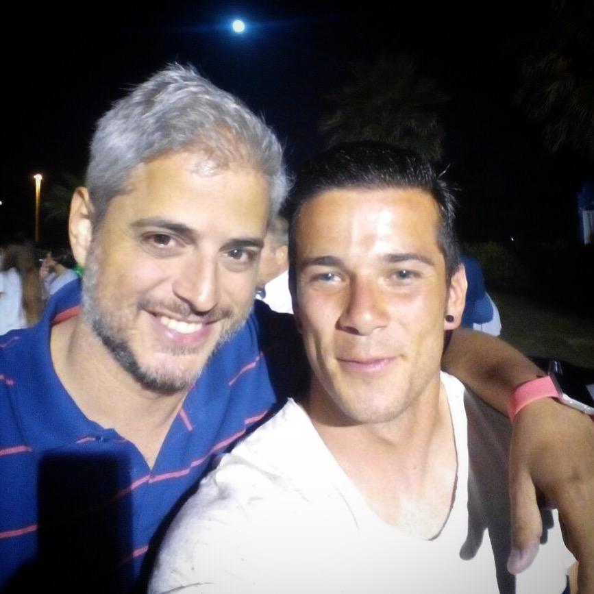 joseisasa's tweet photo. Gracias @carlosmchef3! Eres un maquina! 
Gracias MIL por hacer TODO tan tan fácil. Un gusto trabajar contigo! http://t.co/AmdXoaWdKs