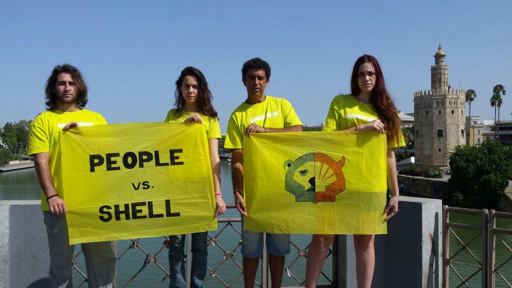 Greenpeace_And's tweet image. ,#ShellNo queremos que el petróleo destruya el Ártico. Desde Sevilla  #PeopleVsShell