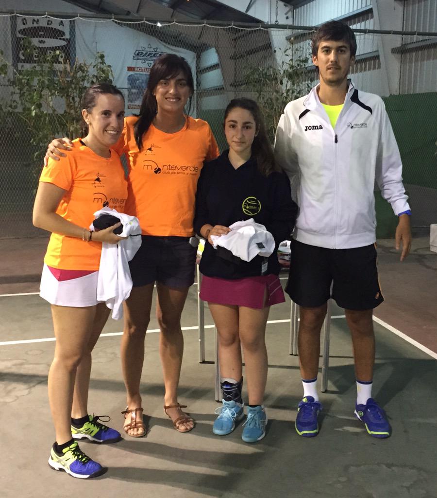 Enhorabuena <a href="/igsaravia/">Ignacio Saravia</a> <a href="/Gabibartomioli/">Gabibartomioli</a> por la organización del torneo "Americano"... Con mucho sueño pero GENIAL