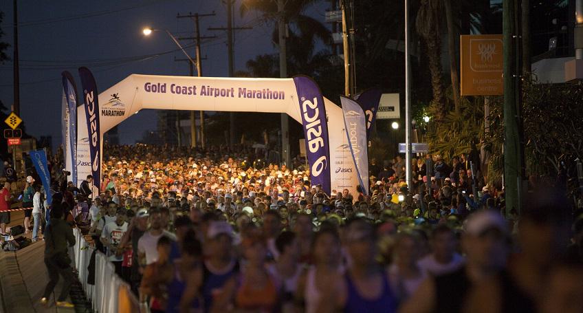 RunQueensland's tweet photo. My first time at the Goldie: De Castella MC at the start, Steve @steve_mona just ahead ... soak it up first timers :) http://t.co/D7hJ4QHT0U
