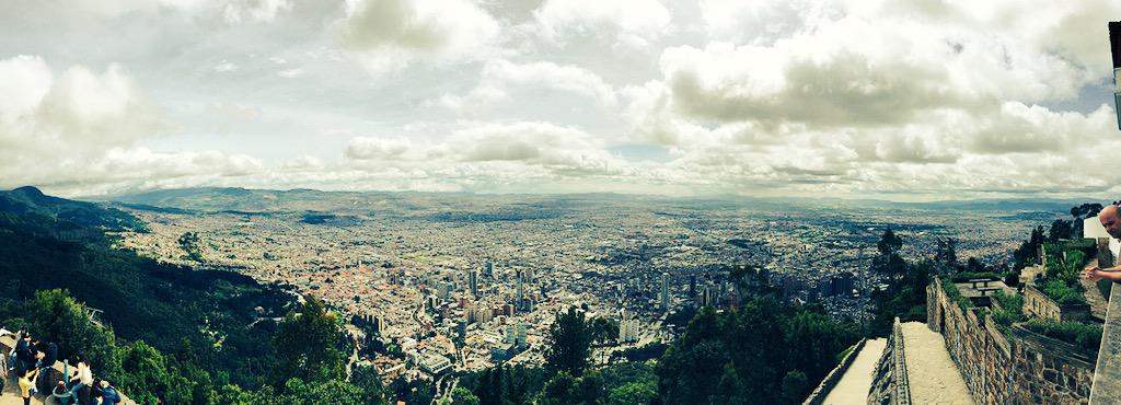 So got da in Bogotà! #düvincolombia #bogotesik #citywithmorepeoplethanthewholeswisspopulation