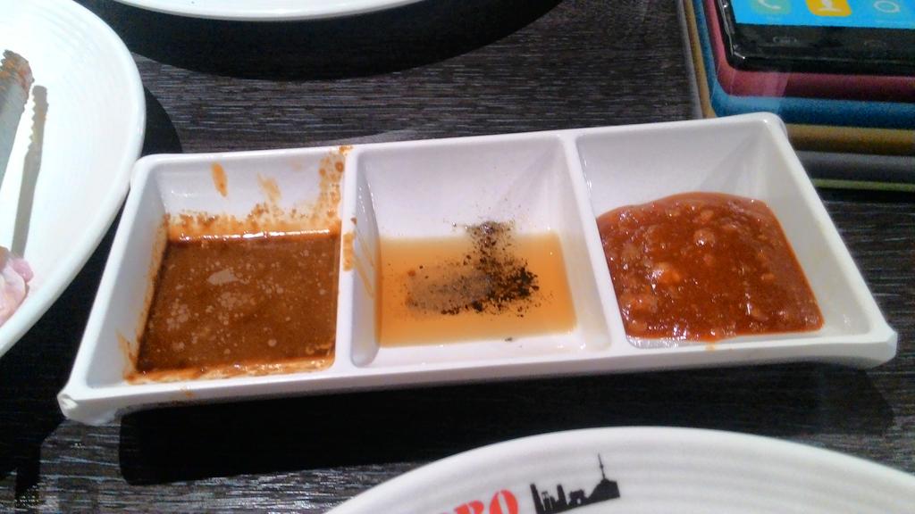 cyberwakeup's tweet photo. มาทานอาหารเกาหลีที่ร้าน Seoul BBQ ข้างตึก GMM Grammy อร่อยมากหมูย่างเกาหลีกับบรรยากาศร้านนั่งชิวๆ #textre #อร่อยไปแดก http://t.co/hnT7HNNcvb