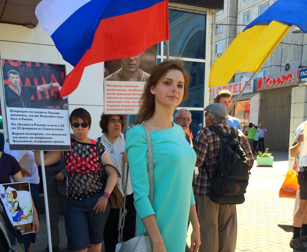 Чубаров обсудил с еврокомиссаром Муйжниексом права крымскотатарского народа в оккупированном Крыму - Цензор.НЕТ 2471