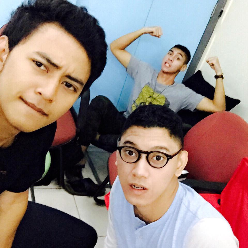 AdibaktiD's tweet photo. Harry POKER not potter 😄 http://t.co/rFIrfIQnlc