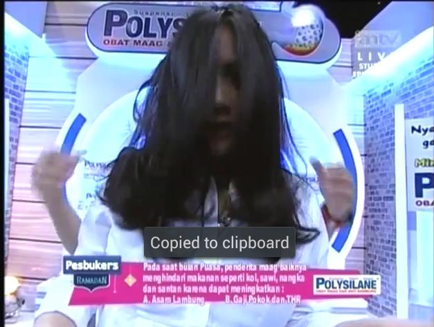 Korban kejailan suami hahhaha istri lagi bawain kuis juga aishhh