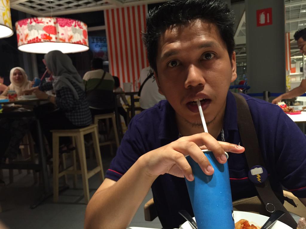 syafiqazhar's tweet image. abaikan major subject, bawal krim sila pm #ikea #damansara #bigdatasolution #usinghashtag