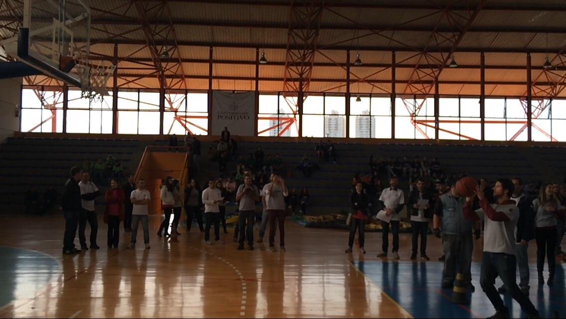 hellendds's tweet photo. #equipe9 #cinzamescla #engenhariaup  @engenhariaUP http://t.co/qDJwwBgFIr