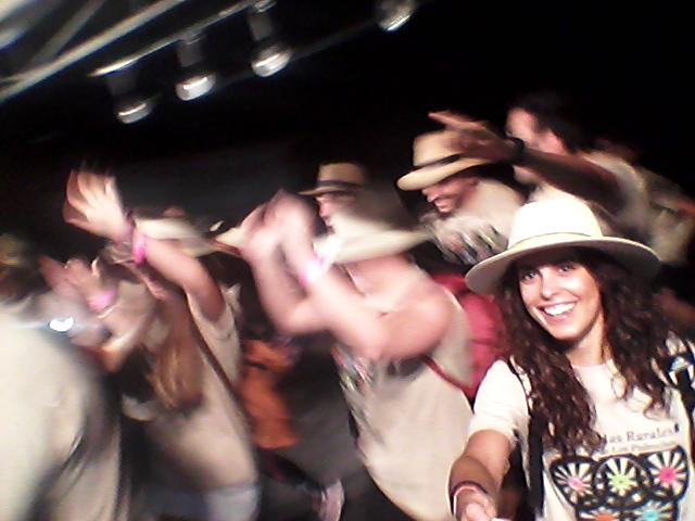 #OlimpiadasRurales2015 disfrutando un año más con <a href="/verahilos/">Verahil@s</a> todos como locos en la presentación.