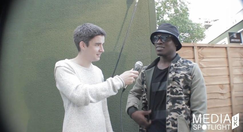 m_spotlightUK's tweet photo. NEW VIDEO: @Sneakbo - NEW summer anthem next year?? @CalumDiLieto finds out - https://t.co/9p5PXKVm72 #Wireless10 http://t.co/SpfuZm0Pj6