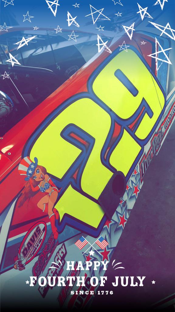 SpencerDavis_29's tweet photo. Practice day in the @PASSSLM14 #SDM129 http://t.co/puW6THsze5 at the #MagicMile! #Happy4thOfJuly #Merica http://t.co/LGED1S9Pqp