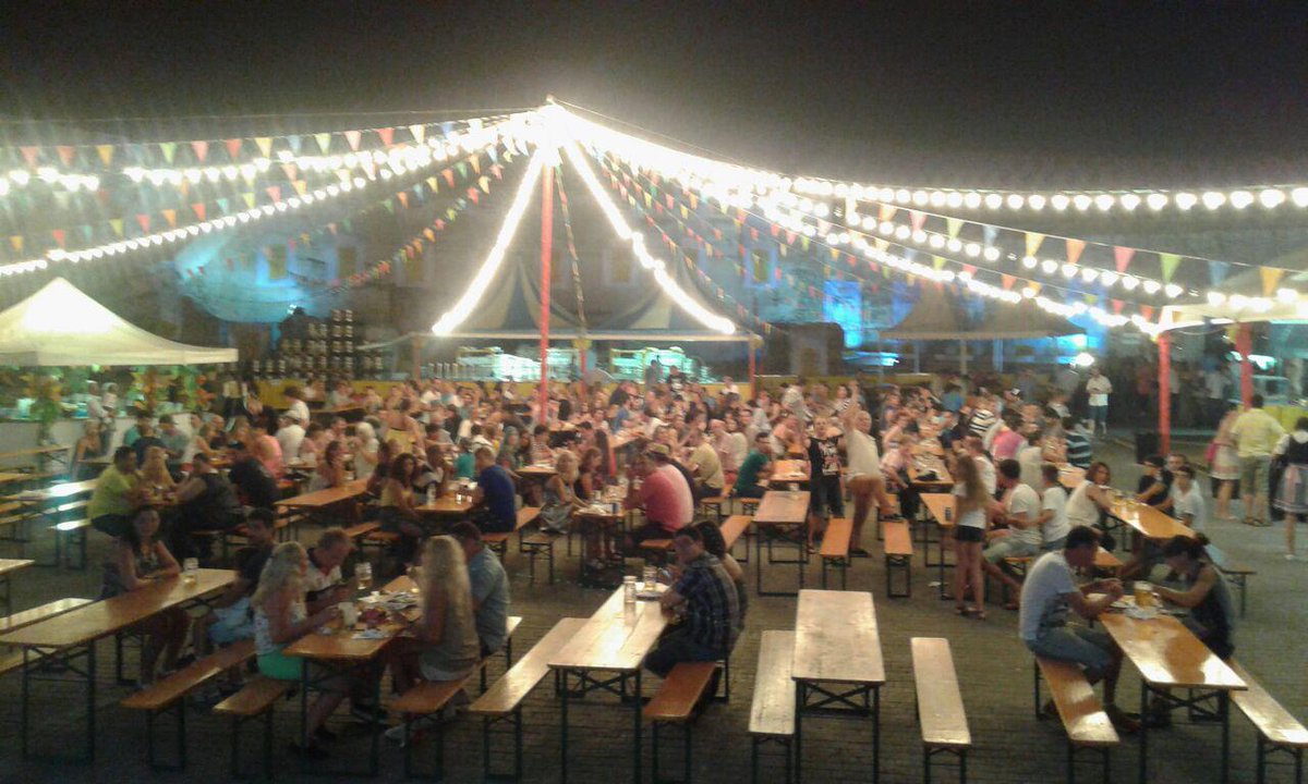 Oktoberfestole On Twitter Gran Exito De Inauguracion En La 8ª Fiesta De La Cerveza De Fuengirola Http T Co Gmlsrut12f