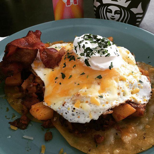 CharityJen's tweet image. Starting this #4thofJuly off right thanks to @ChefRobN #SpicyBreakfast #NomNom #MustHaveStarbucks