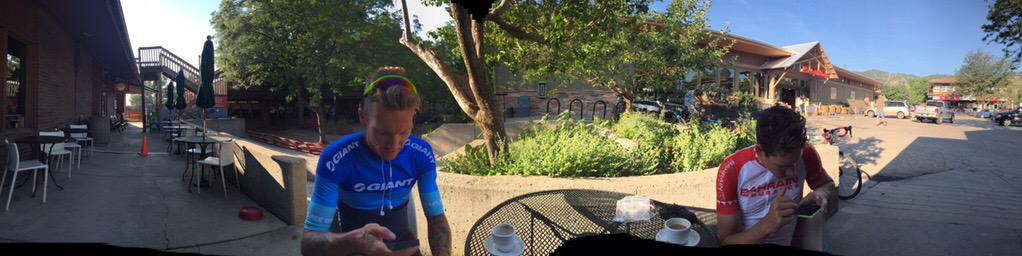 andrewhibbitt's tweet image. Good thing I met up with these boys for a coffee, so entertaining. @TimBerkel @sam_appo #noservice #wifionly #merica