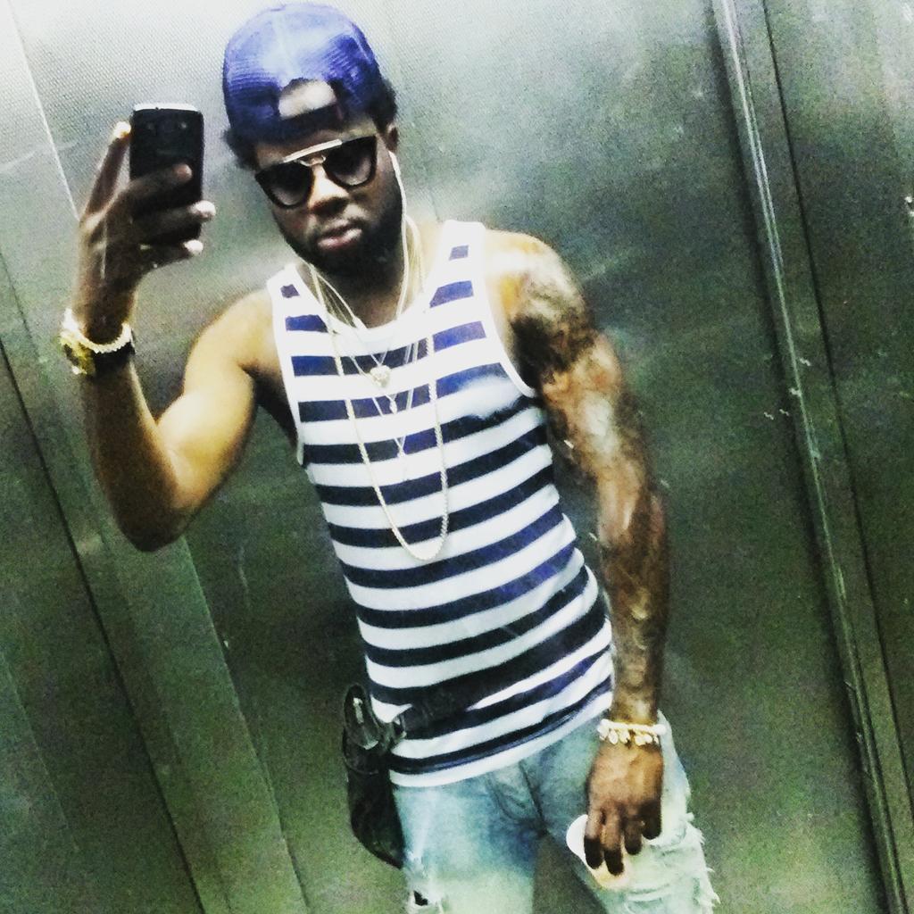 MoneyRespec's tweet image. Sexy