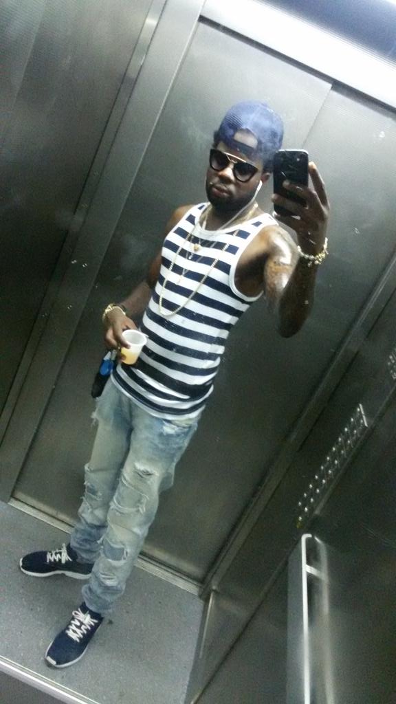 MoneyRespec's tweet image. Sexy