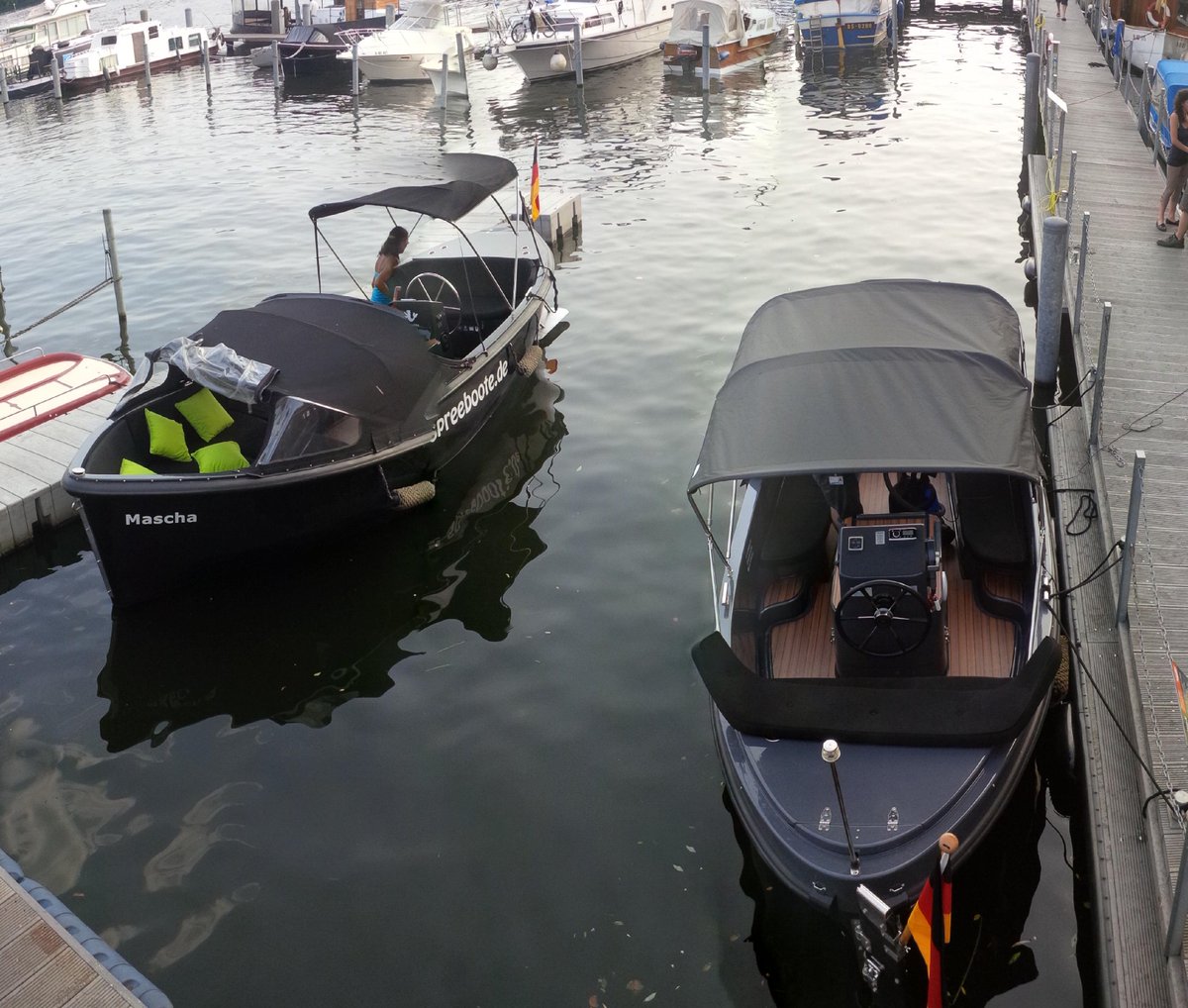 Silent_Bob01's tweet photo. Ein toller Tag mit #spreeboote! Vielen Dank Jungs! Klasse Service! http://t.co/eyg5s1g5Zh