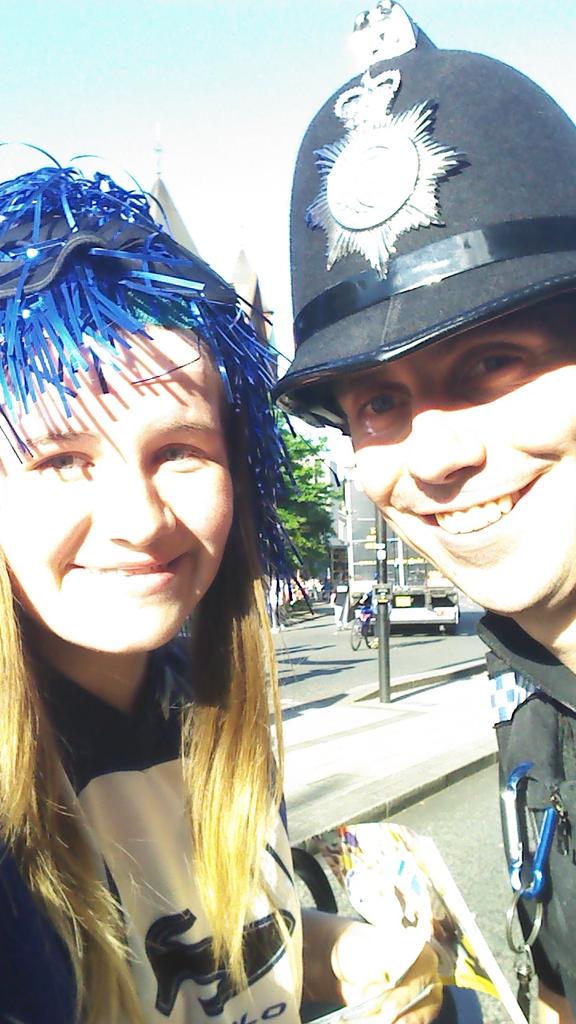 #selfiewithapoliceman #cyclespeedway #LMC2015 <a href="/NorfolkPolice/">Norfolk Police</a> <a href="/MustardTV/">𝕐𝕆𝕆𝕂 🙋🏾‍♂️</a> <a href="/NorwichCC/">Norwich City Council</a>