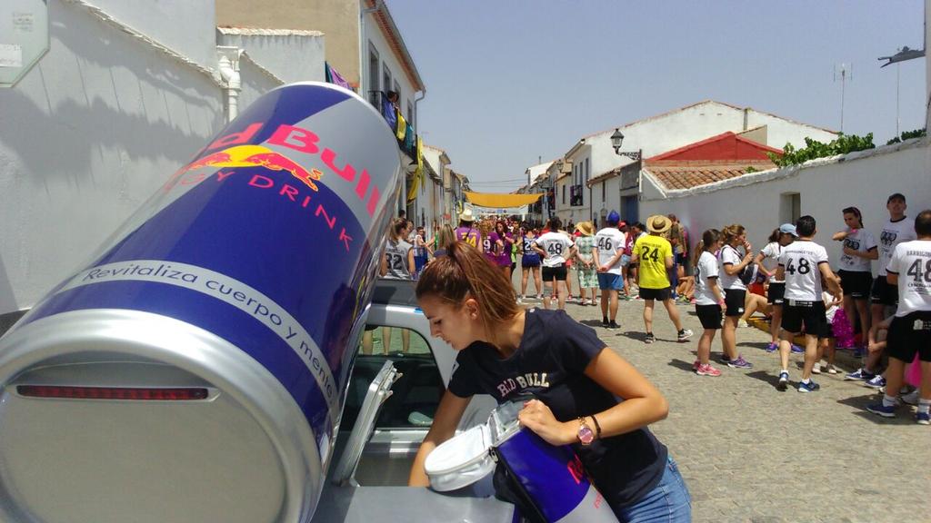 Red Bull se ha interesado por nuestras #OlimpiadasRurales2015 .Espero que para el próximo año colabore con nosotros.