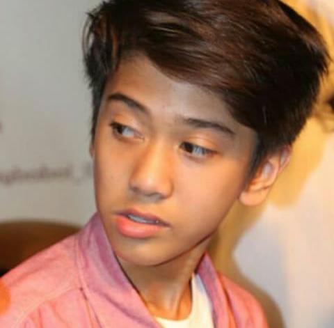 Nggak tau kenapa, suka bgt sama foto Iqbaal yg ini... errrr cool. 😍 #CJRAtSahurItuIndahTTV